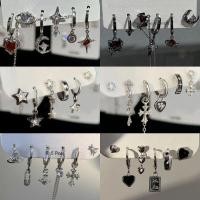 ราคา ต่างหูสตั๊ดชุดพร้อมลวดลายดาวและดวงจันทร์ ประดับทับทิมสังเคราะห์ สไตล์หรูสำหรับผู้หญิง (42226123172)