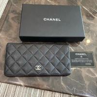ราคา Used Chanel bi fold black caviar wallet holo 22xxxxx ขายราคา 17,900 บาท (10010897370)
