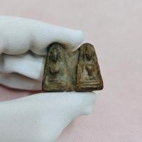 ราคา พระผงสุพรรณคู่ พระผงสุพรรณเนื้อดินพิมพ์ตัดคู่ มีความเก่าตามธรรมชาติ (22646491161)