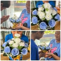ราคา พานดอกมะลิ พร้อมดอกกุหลาบสีฟ้า พานดอกไม้วันแม่ พานไหว้ครู พานบูชา ดอกไม้ไหว้ผู้ใหญ่ วันแม่ พุ่มสวยๆๆ วินเทจ (44363705687)