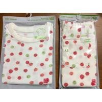 ราคา [ของใหม่อยู่ในแพค] Uniqlo เสื้อ size 100 ลายแอปเปิ้ล (19995137898)