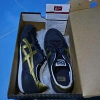 ราคา รองเท้า Onitsuka Tiger Serrano (Navy/Gold) ของแท้100% (975967939)