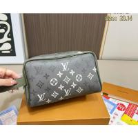 ราคา [กล่องของขวัญ] แฟชั่น Lv Presbyopia กระเป๋าเครื่องสำอางค์หนังคุณภาพสูงกีฬากลางแจ้งผู้ชายกระเป๋าคลัทช์ (57953782228)