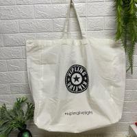 ราคา กระเป๋าผ้า ใบใหญ่ Kipling Limited Edition ขายเป็นรอบๆ กว้าง 25 สูง 19 ก้น 8 นิ้ว ราคา 690 บาท (25802488401)