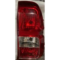 ราคา เสื้อไฟท้าย Revo2015 ข้างขวา (15399477759)