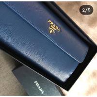ราคา prada wallet (1528534329)