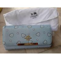 ราคา กระเป๋าสตางค์ใบยาว Coach ลายหัวใจสีฟ้า เปิดได้ 2 ชั้น พร้อมกล่อง+การ์ด+ถุงผ้า มือ 1 (3109119158)