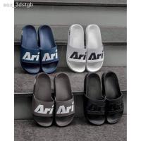 ราคา ❦ARI SLIDE SANDALS - BLACK/WHITE รองเท้าแตะของแท้จากอาริ (13433205515)