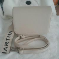 ราคา กระเป๋า Alice Martha Dovey (4379044666)