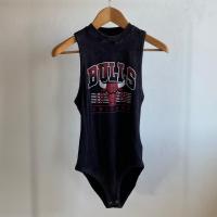 ราคา บอดี้สูท สายฝอ Forever 21 Chicago Bulls Bodysuit (3975846959)
