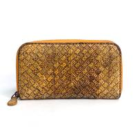 ราคา Bottega Wallet Zippy (รับประกันสินค้าแท้) (19696544912)