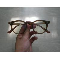 ราคา HIA PHI VINTAGE แว่นทรงวินเทจ เลนส์ออโต้ + กรองแสงสีฟ้า ( มือสอง ) สภาพเหมือนใหม่ พร้อมกล่องเก็บแว่น ผ้าเช็คแว่น ครบชุด (27600162767)