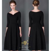 ราคา ชุดเดรสยาว สีดำเรียบหรู (89834690)