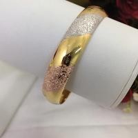 ราคา กำไลคลิปล็อคหน้าใหญ่ลายเกลี้ยงสลับจิกสามกษัตริย์ กำไลเกลี้ยงสามกษัตริย์ สร้อยข้อมือทอง สร้อยข้อมือไมครอน สร้อยข้อมือแฟชั (9995703340)