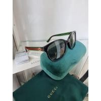 ราคา แว่นกันแดดGucciของแท้100% รุ่น GG0703SK002 ขาเขียวแดง บอกเอกลักษณ์Gucci (23726726701)