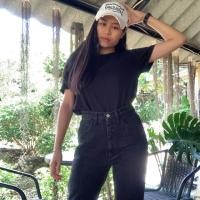 ราคา กางเกงยีนส์เอวสูง Guess ของแท้มือสอง⭐️ (5237313725)