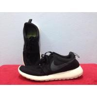 ราคา Nike roshe run มือสองของแท้ ไซส์ 42 ยาว 26.5 (946371035)