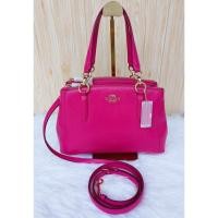 ราคา Coach crossbody สีชมพูรับทรัพย์ ช่องเยอะ พร้อมส่งใหม่ (13299907971)