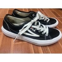 ราคา รองเท้าผ้าใบ Fila ไซส์ 41/25.5cm มือสอง (41507455134)