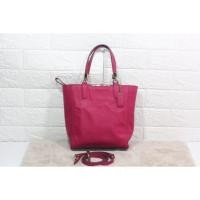 ราคา Coach ถังมินิ สีชมพูเข้ม อะไหล่ทอง ภายในสะอาด (3494473242)