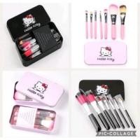 ราคา ชุดแปรงแต่งหน้า Hello Kitty 7 in 1 (18856211488)