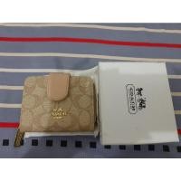 ราคา กระเป๋าตังค์coach ใบสั้นสีครีมชมพู 2พับ (11841474650)