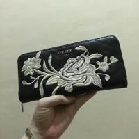 ราคา กระเป๋าตังยาว แบรนด์ GUESS แท้ (4436677641)