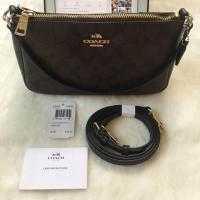 ราคา Coach พอช สีน้ำตาลเข้ม มือ2 สภาพดี ของแท้ % (1364999597)