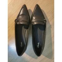 ราคา Clarks รองเท้าคัทชูผู้หญิง มือสอง Laina15 Buckle 26161497 สีดำ (19258708643)
