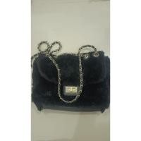 ราคา กระเป๋าสะพายข้าง กำมะหยี่ดำ (41622865883)