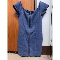 ราคา เดรสปาดไหล่ยีนส์(เข้ม) ของ iris (14519456400)