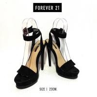 ราคา Forever21 รองเท้าส้นสูง 5นิ้ว สีดำ มือสอง (9301616514)