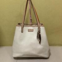 ราคา ของแท้ 100% กระเป๋า Coach ช็อปปิ้งหนังแท้มือสอง (5832785859)