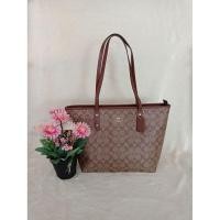 ราคา COACH F58292IM/Khaki/Sandle2กระเป๋า Coach tote สะพายยอดฮิตเลยค่ะรุ่นนี้ (4038532438)