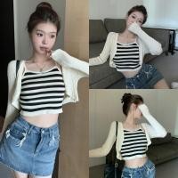 ราคา Maryเสื้อกล้าม ลายทาง+เสื้อไหมพรม แขนยาว คอกลม เข้ารูป ผ้านิ่ม ชุดเซ็ต2ชิ้น เกาหลี แฟชั่น ทรงสวย ใส่สบาย#1Y018 (29889618989)