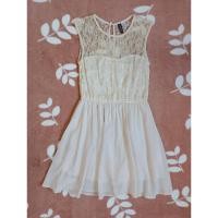 ราคา เดรสมือสอง ลูกไม้สีครีม H&M (22289392327)