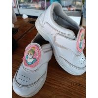 ราคา รองเท้าผ้าใบนักเรียนหญิงสีขาวมือสองSize27 รองเท้าพละสีขาว รองเท้าเด็ก (26684763516)