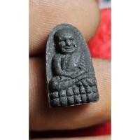 ราคา พระแท้ หลวงพ่อทวดพิมพ์พระรอด เนื้อว่าน วัดห้วยมงคล จ.ประจวบคีรีขันธ์ ปี 2553 กล่องเดิม 1 องค์ (24301969080)