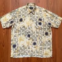 ราคา KEMEJA PIERRE CARDIN เสื้อฮาวายลายดอกไม้สีทอง (XL) (26723063177)