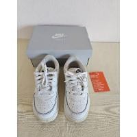 ราคา รองเท้าเด็กมือ 2 ของ Nike Force 1 ของแท้ สภาพดี (22729558074)