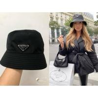 ราคา ของแท้ PRADA โลโก้ หมวกคอตตอน ฟิชเชอร์แมน สีดำ (43853110567)