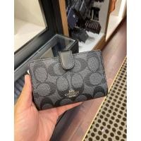 ราคา coach23553 กระเป๋าสตาง 2 พับขนาดกลาง ของแท้ (5167176733)