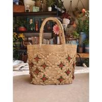 ราคา Lafite three-dimensional rose handbag, vintage handmade shoulder bag, exquisite hook flower and grass woven bag(B331 (42703770415)
