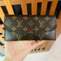 ราคา Used LV Emilie Wallet Dc11 แท้ ตามสภาพ ไม่มีอุปกรณ์ (4636292187)