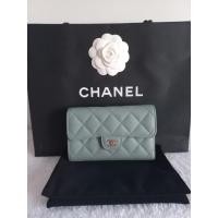 ราคา Chanel Classic Medium Flap wallet, Light Blue, GHW (23386331887)