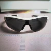 ราคา OAKLEY แว่นตากันแดด แว่นกันแดดทรงสปอร์ต แว่นกันลม มือสอง พร้อมเลนส์เปลี่ยน 2 สไตล์ (28772689694)