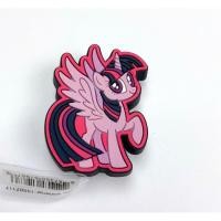 ราคา [ PONY CROCODILE CHARM MODEL 2 ] JIBBITZ ติดสติ๊กเกอร์ไม้กางเขน รองเท้าแตะลายโพนี่ รุ่น 2 (50101766569)