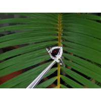 ราคา แหวน พลอยแท้ โกเมน Garnet ทรง หยดน้ำ ล้อมด้วยเพชร CZตัวเรือนเงิน 92.5 (3551624202)