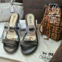 ราคา รองเท้าแฟชั่นแบบสวม เปิดส้น แต่งดีเทลสายคาด 2 เส้น ประดับเพชรดีไซน์สุดหรู (7217511459)