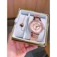 ราคา สีสวยงามมากนาฬิกาข้อมือผู้หญิง NEW Michael Kors Rose Gold-Tone Watch and Bracelet Gift Set (27826975052)